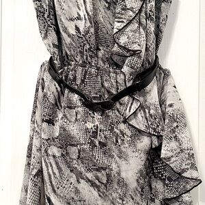 Elegant Gray Snake Print Dress